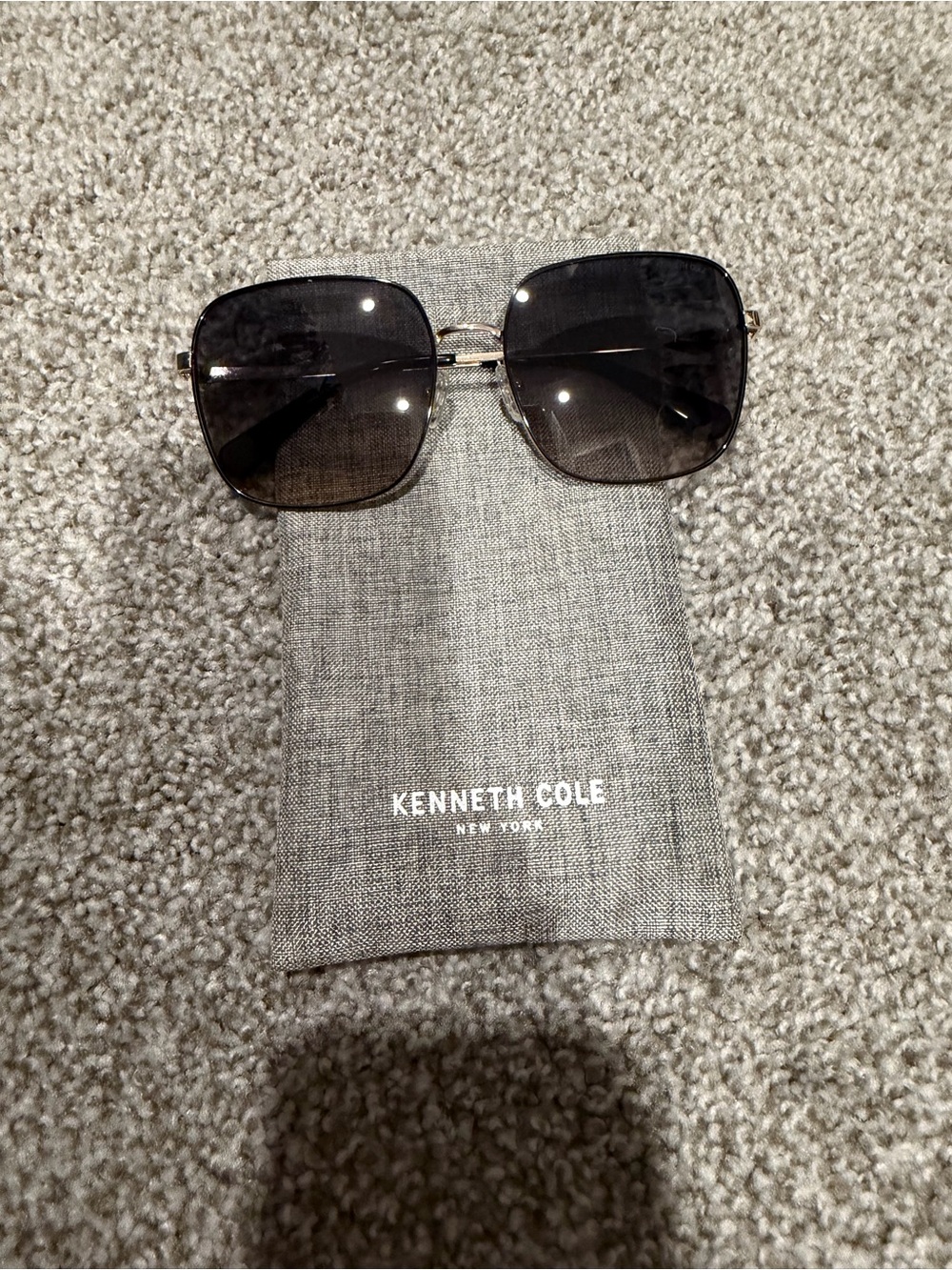 Kenneth Cole Women's Square Sunglasses in Black and Silver